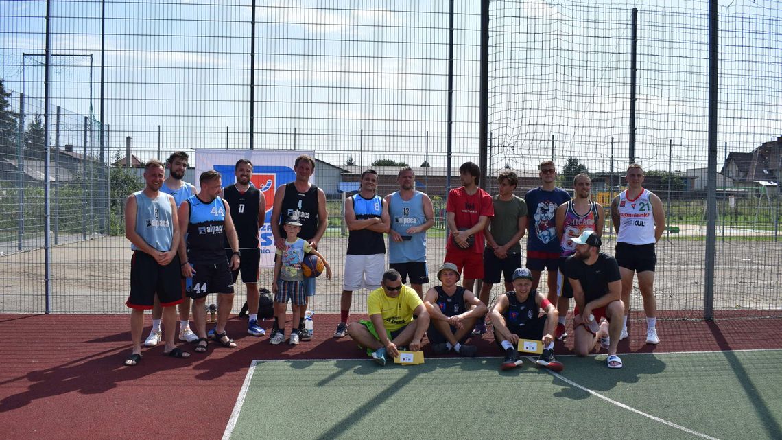 Koszykówka 3x3. Alpaca zdobyła Piaski 