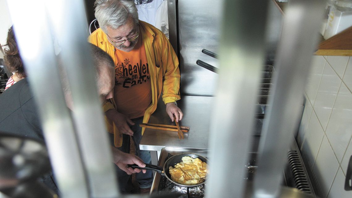 Kotlet na talerzu. Jeśli nie schabowy, to jaki? Kilka sprawdzonych przepisów