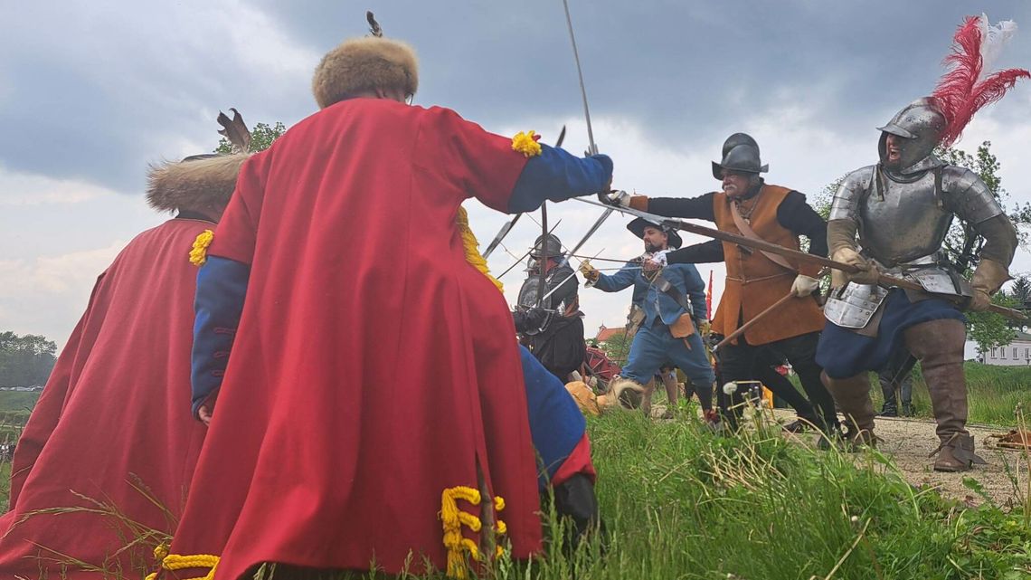 Kozacy brali szturmem Zamość, w niedzielę przyjdą po okup Kozacy brali szturmem Zamość, w niedzielę przyjdą po okup