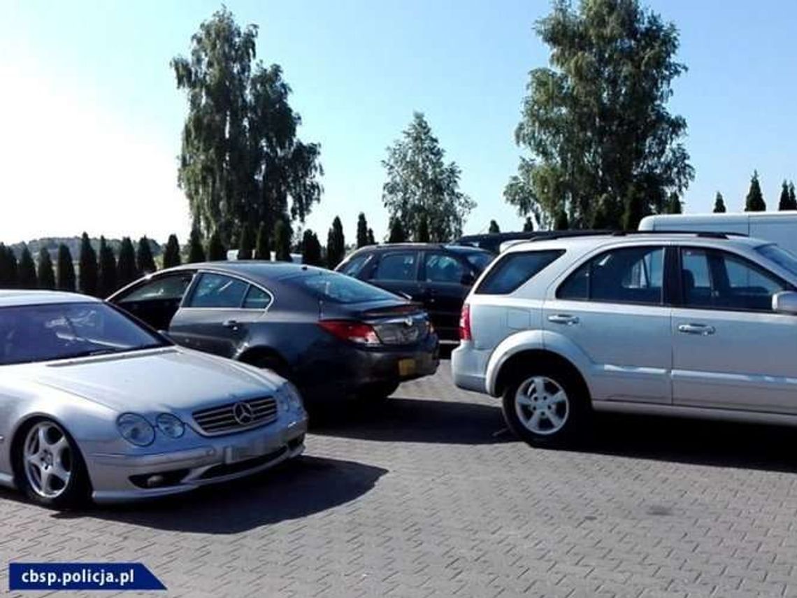 Kradli samochody w Europie. Lubelscy policjanci rozbili gang. Cztery osoby zatrzymane