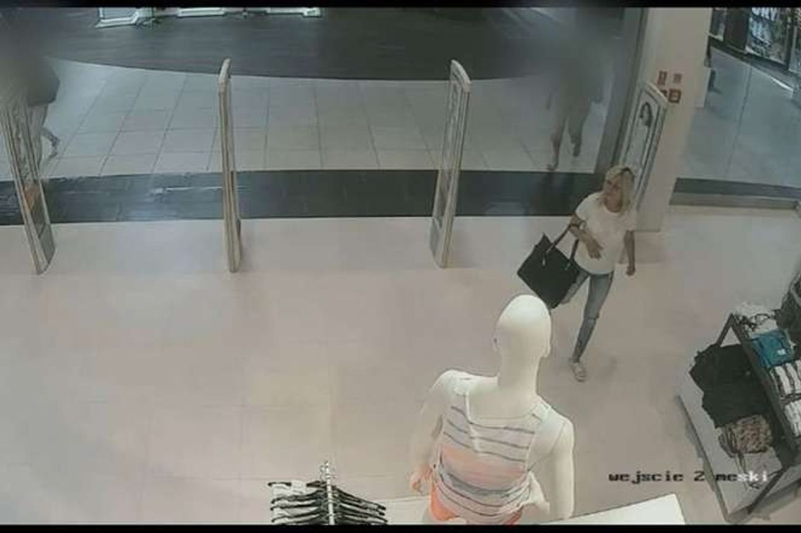 Kradzież w galerii handlowej. Złodziejkę nagrała kamera Kradzież w galerii handlowej. Złodziejkę nagrała kamera