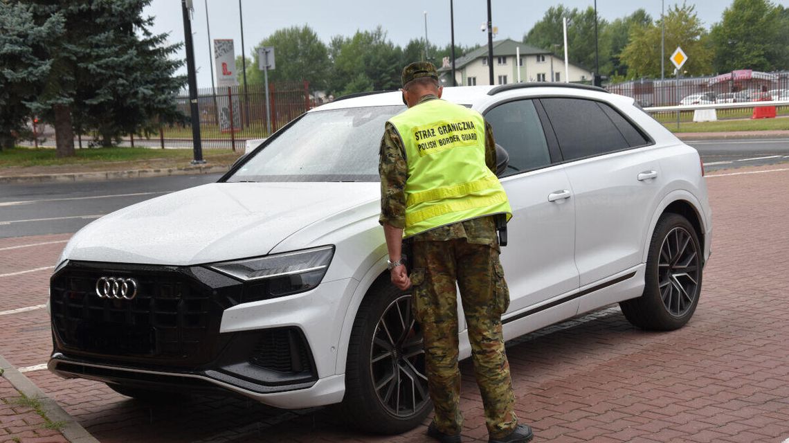 Kradzione auto za pół miliona zł odnalezione na granicy w Terespolu 