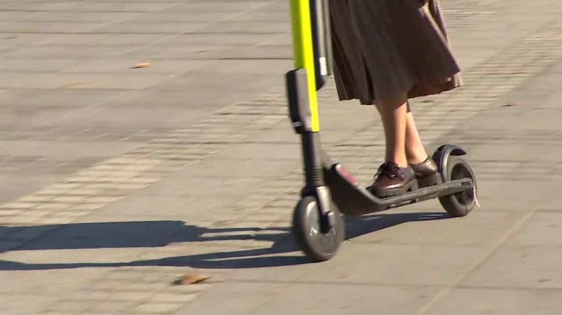 Kraków chce wprowadzić własne regulacje dotyczące elektrycznych hulajnóg