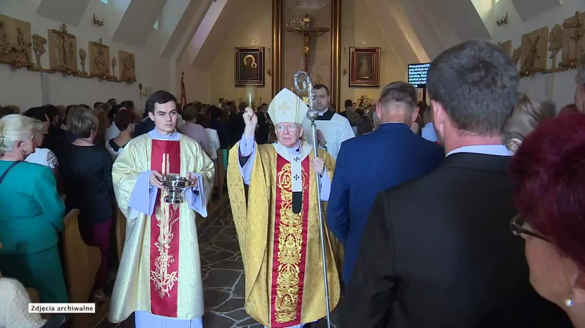 Krakowska kuria wprowadza dziesięcinę. Ma pokryć rosnące koszty w parafiach Krakowska kuria wprowadza dziesięcinę. Ma pokryć rosnące koszty w parafiach