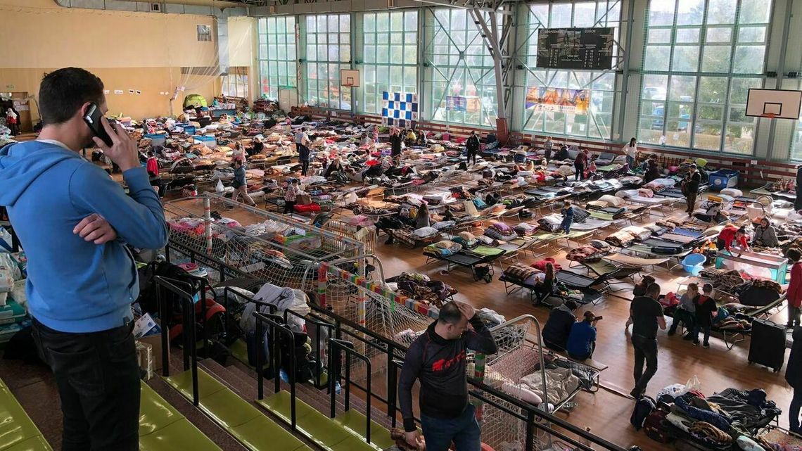 Kraska o uchodźcach: chcemy dać możliwość zaszczepienia przeciw Covid-19