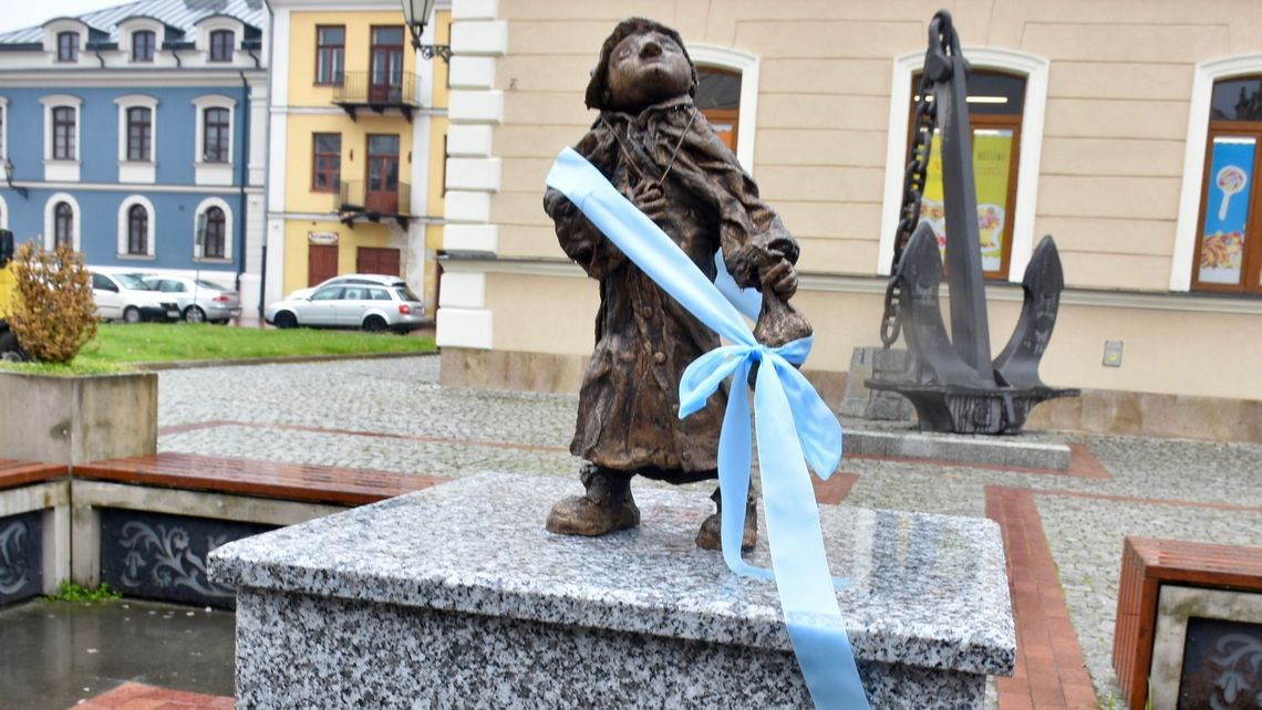 Krasnal z Zamościa w podróży dla poratowania zdrowia