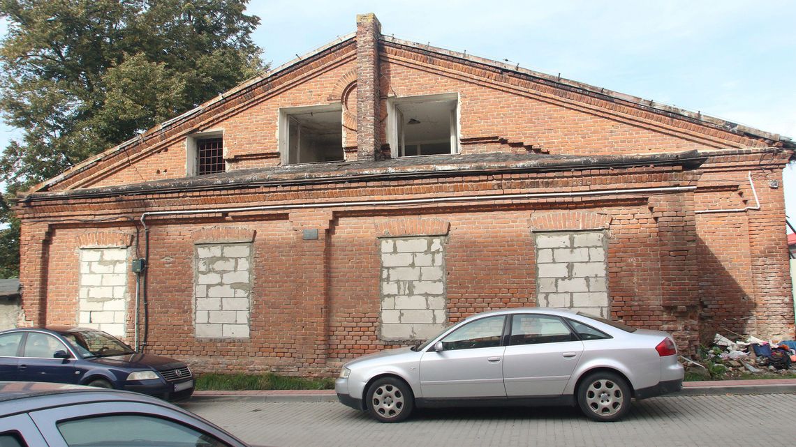 Kraśnik: Historyk PAN przeciwko rozbiórce budynku po ułanach