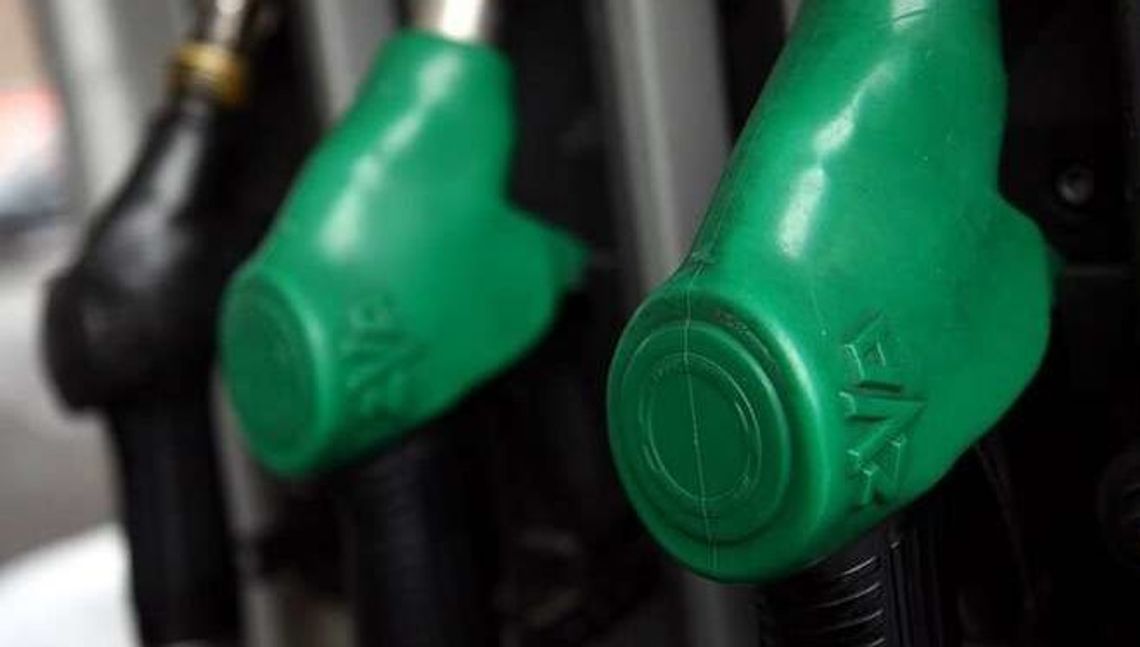 Kraśnik. Kierowca tankował nie tylko paliwo. Zatrzymali go na stacji