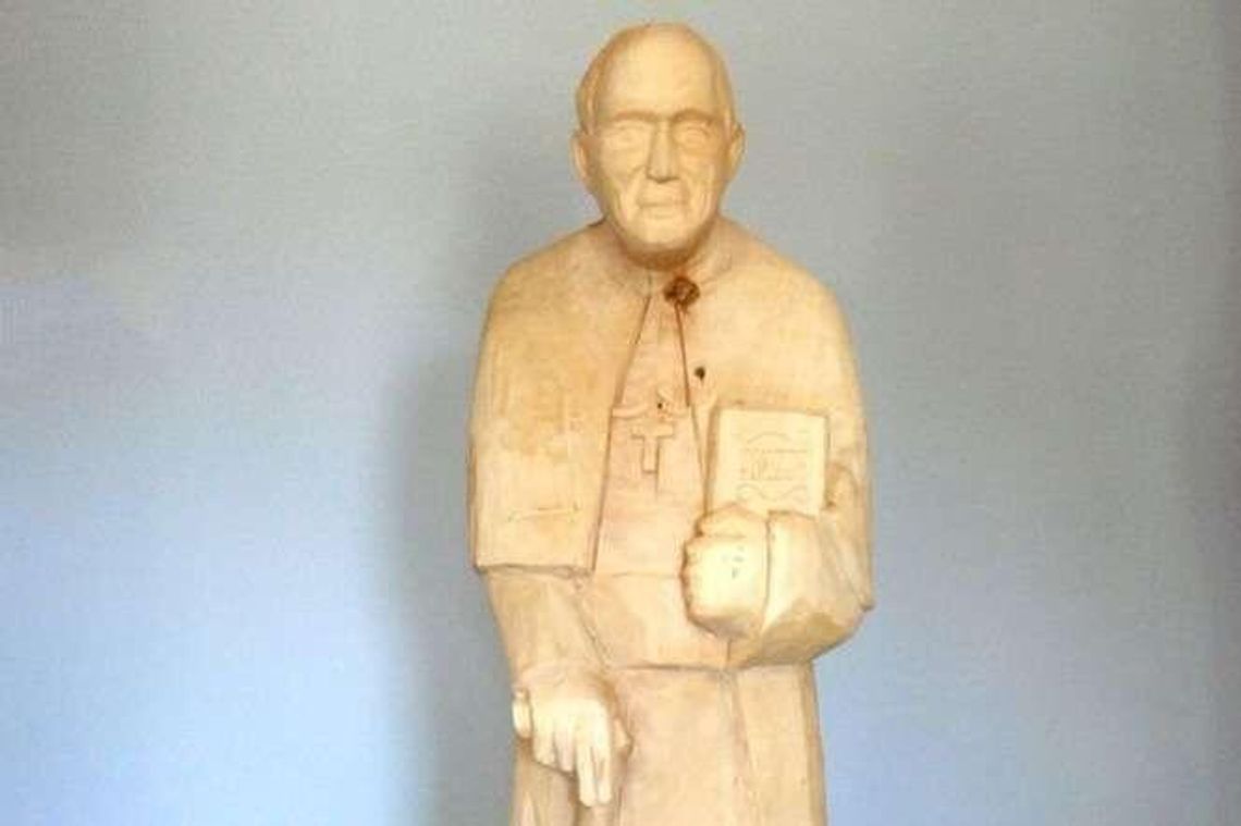 Kraśnik. Park Jana Pawła II bez figur papieża? Jest duże zainteresowanie