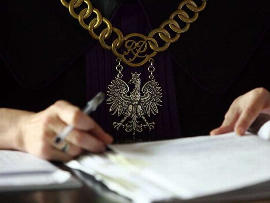 Kraśnik: Sprawą odwołanego dyrektora zajmie się sąd