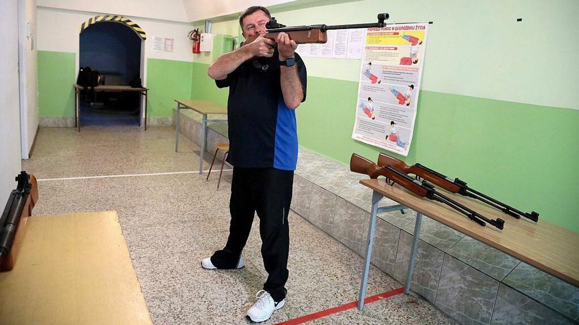 Kraśnik. W szkole przy ul. Słowackiego ma powstać druga strzelnica Kraśnik. W szkole przy ul. Słowackiego ma powstać druga strzelnica