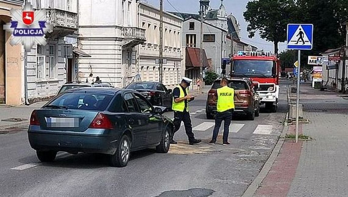 Kraśnik: Zatrzymał się przed przejściem, w tył uderzył drugi samochód Kraśnik: Zatrzymał się przed przejściem, w tył uderzył drugi samochód