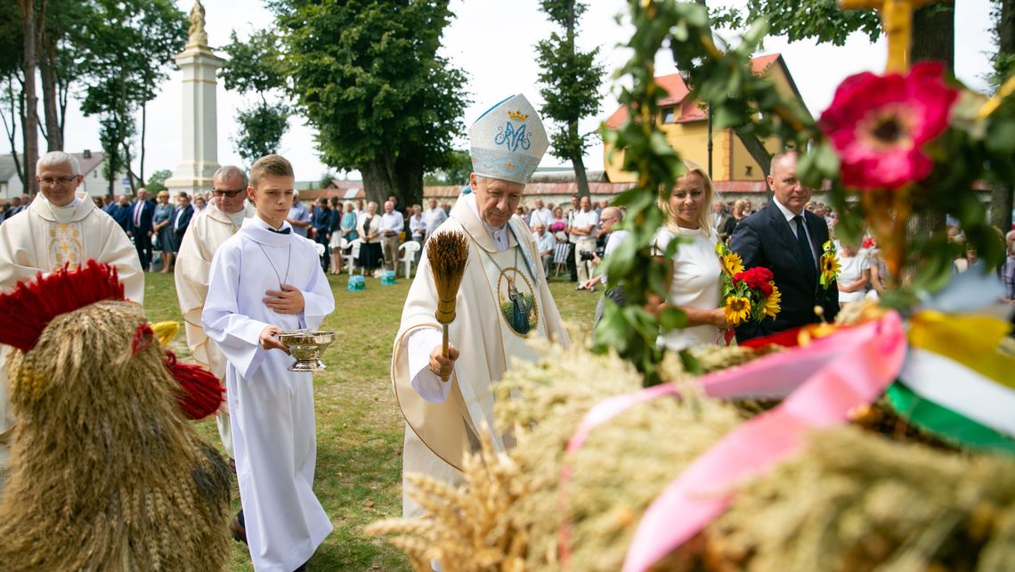 Krasnobród: Dożynki diecezji zamojsko-lubaczowskiej [zdjęcia]