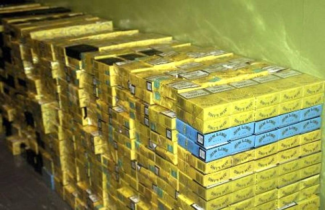 Krasnobród: Ponad 10 tys. paczek nielegalnych papierosów