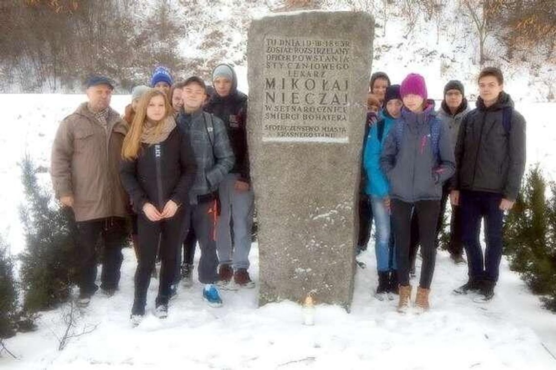 Krasnystaw: Gimnazjaliści u powstańca