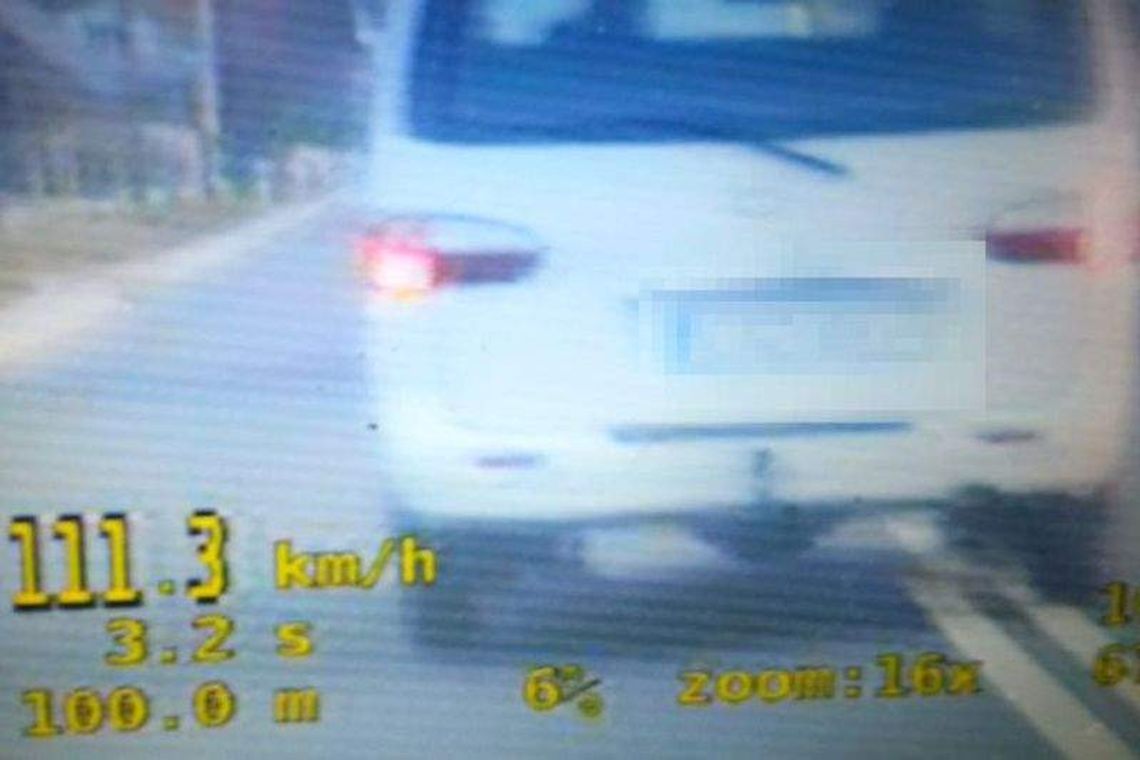 Krasnystaw: Policyjne polowanie na piratów drogowych na DK17 (wideo) Krasnystaw: Policyjne polowanie na piratów drogowych na DK17 (wideo)