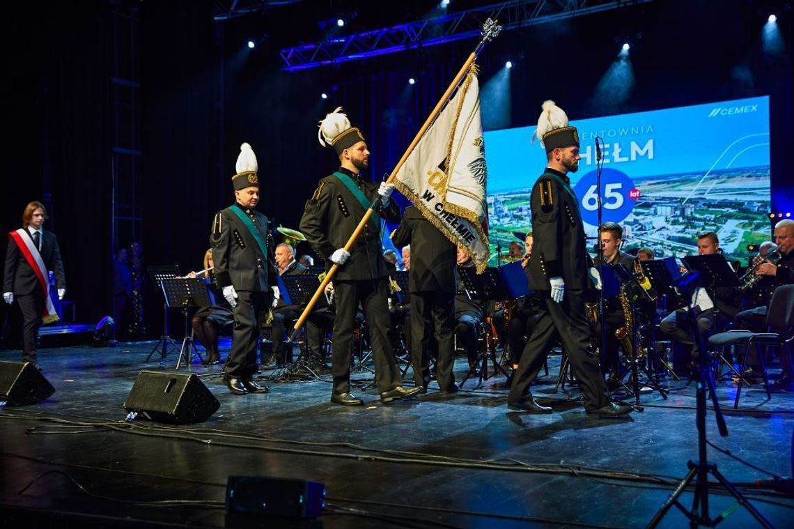 Kredowi górnicy świętowali Barbórkę Kredowi górnicy świętowali Barbórkę