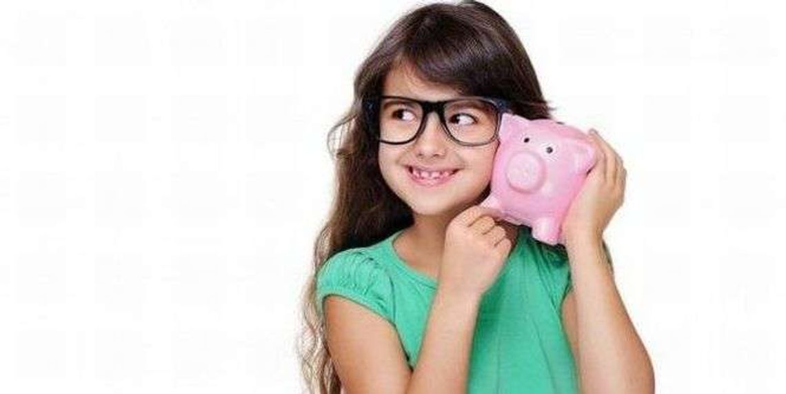 Kredyty dla nieletnich, konta dla młodzieży - kiedy dziecko może korzystać z ofert bankowych?