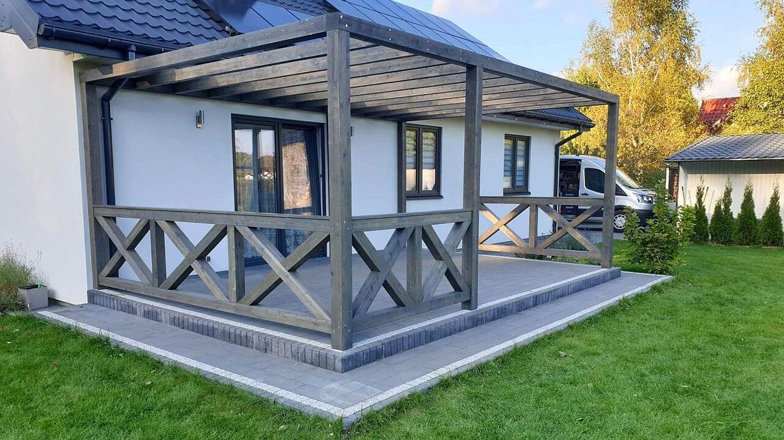 Krótki poradnik budowy pergoli w mieście