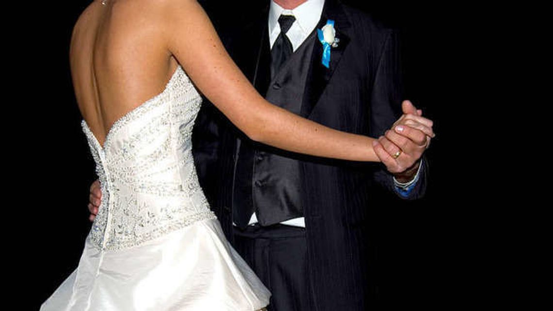 Krwawa zbrodnia na weselu. Świadkowa zabiła świadka, a weselnicy zacierali ślady Krwawa zbrodnia na weselu. Świadkowa zabiła świadka, a weselnicy zacierali ślady