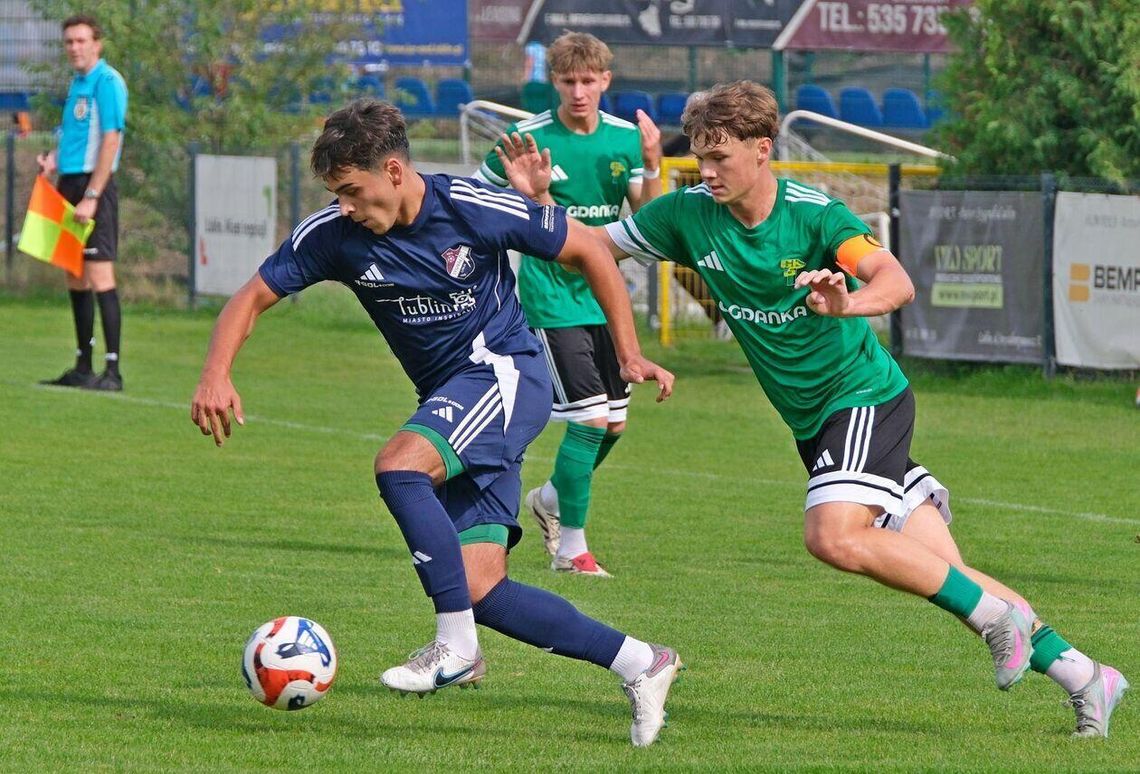 Krystian Książek dał zwycięstwo Sygnałowi Lublin w meczu z Tarasolą Cisy Nałęczów Krystian Książek dał zwycięstwo Sygnałowi Lublin w meczu z Tarasolą Cisy Nałęczów