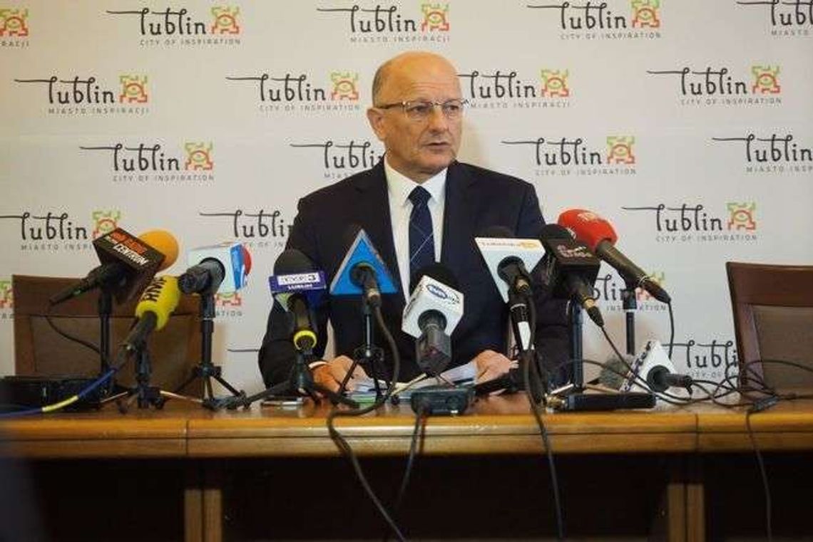 Krzysztof Żuk hojny dla podwładnych. Kto zarabia więcej niż prezydent Lublina?