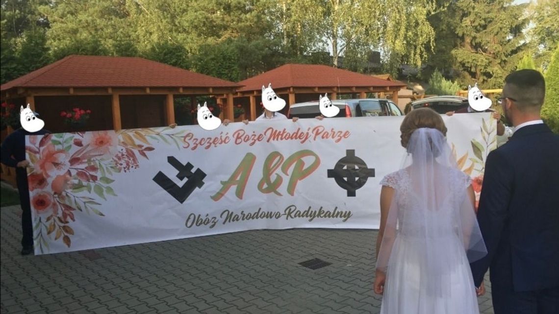 Krzyż celtycki i falanga. Ośrodek Monitorowania Zachowań Rasistowskich i Ksenofobicznych o ślubie w Lublinie