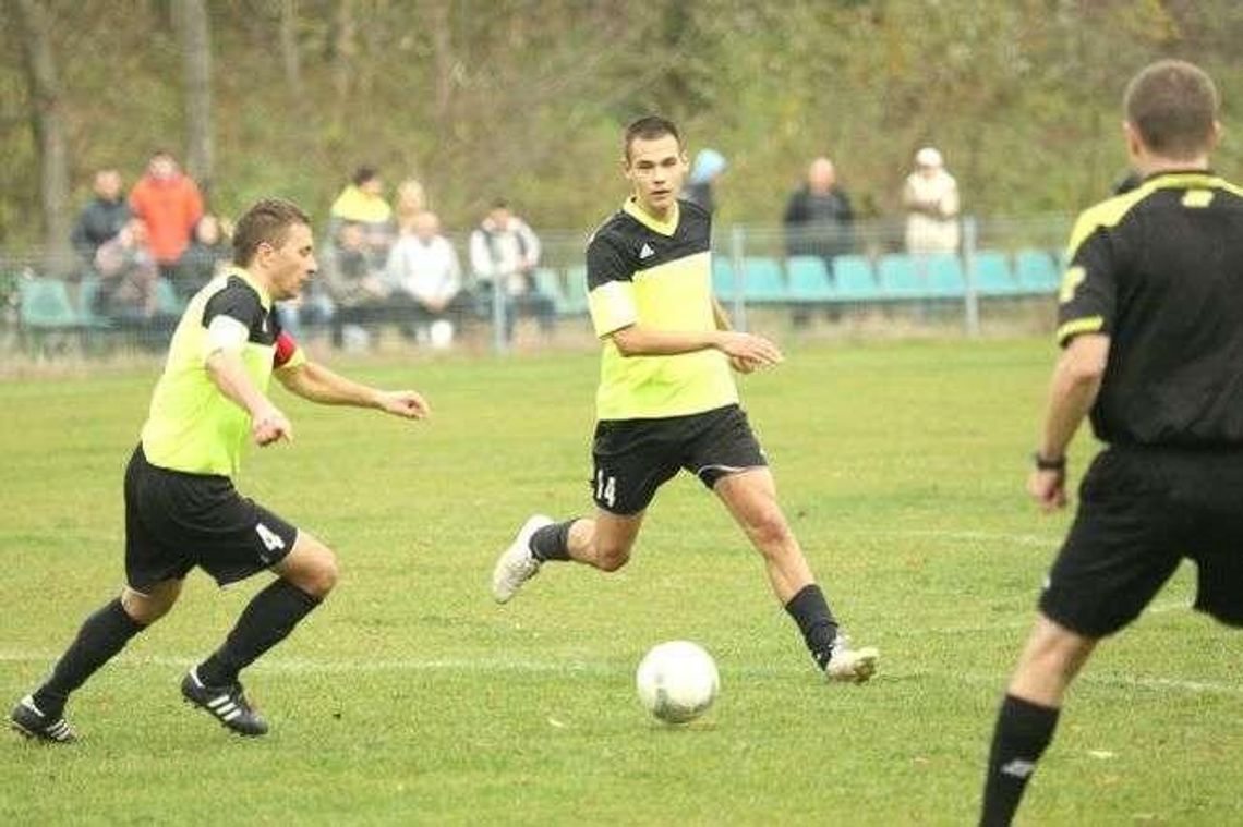 KS Dąbrowica wycofuje się z rozgrywek KS Dąbrowica wycofuje się z rozgrywek