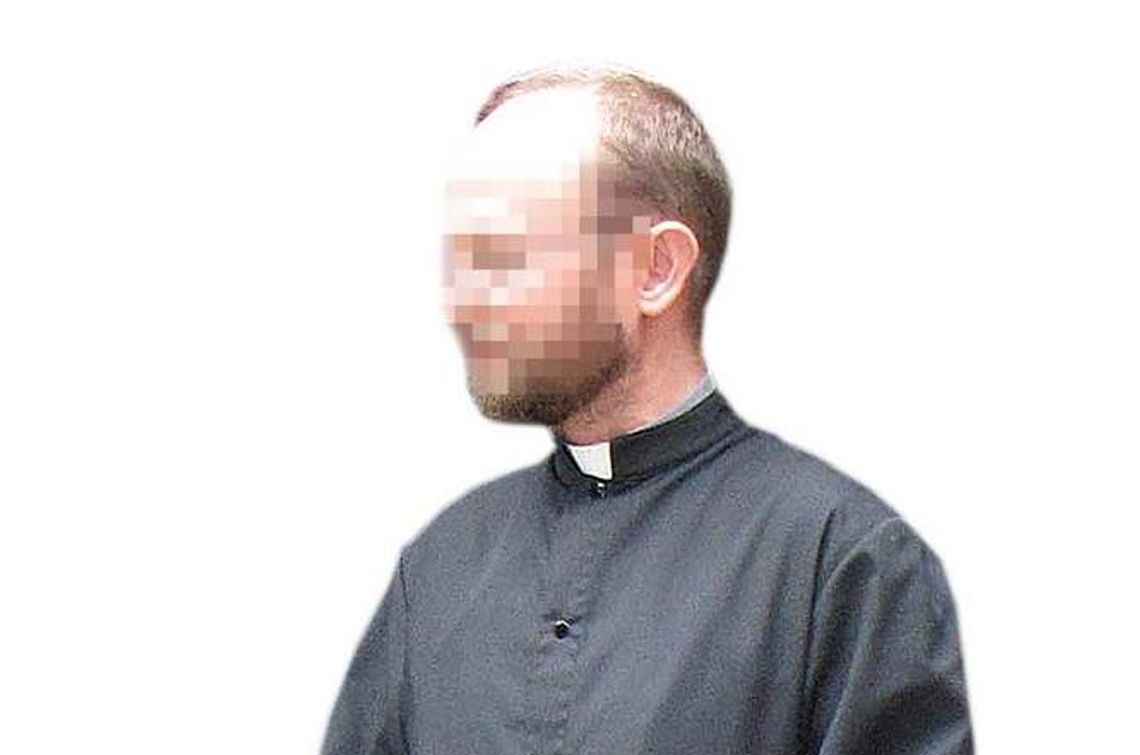 Ksiądz grozi parafianom, że ich nie pochowa