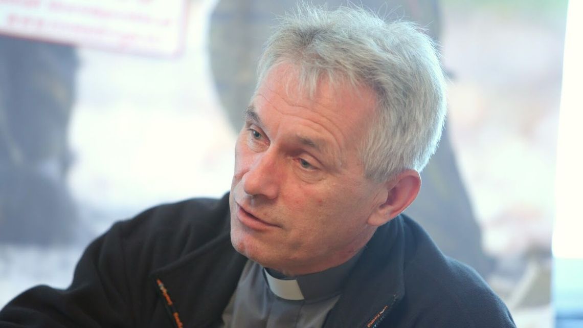 Ksiądz z Lublina nie ma jak przewieźć 100 ton darów dla Ukrainy. Coś się w końcu ruszyło