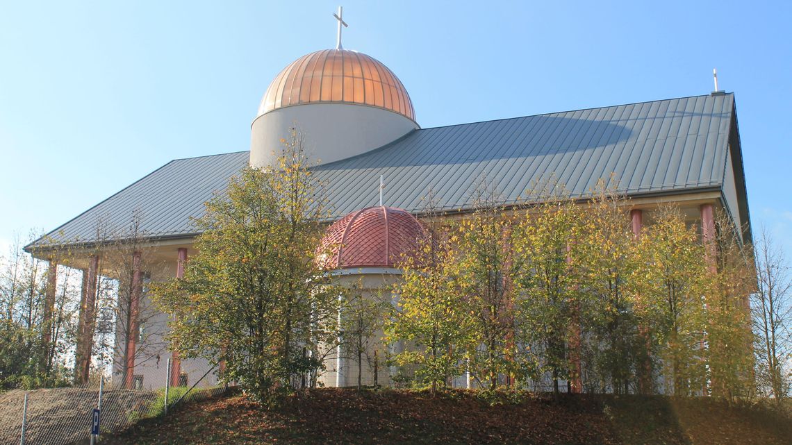 Ksiądz z Puław skazany przez sąd za zbyt dużą liczbę osób na mszy. Ktoś na niego doniósł