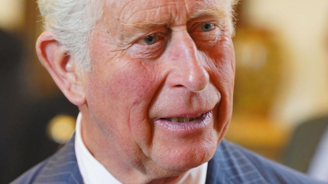 Książę Karol ma koronawirusa. Członek rodziny królewskiej czuje się dobrze Książę Karol ma koronawirusa. Członek rodziny królewskiej czuje się dobrze