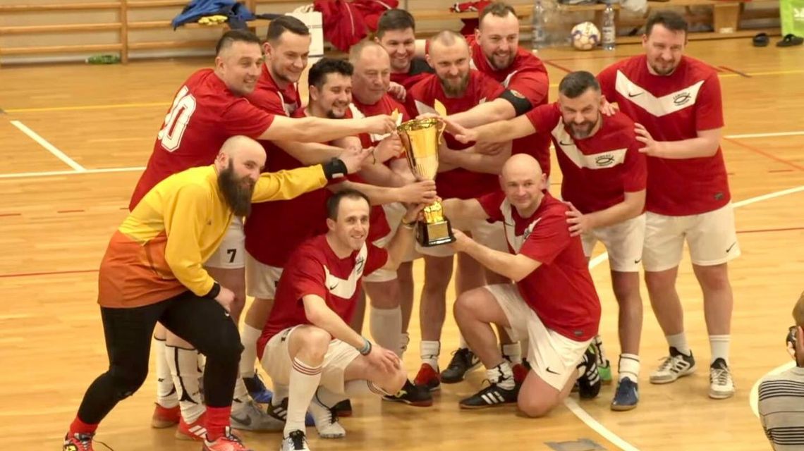 Księża kopią na medal. Na złoty medal