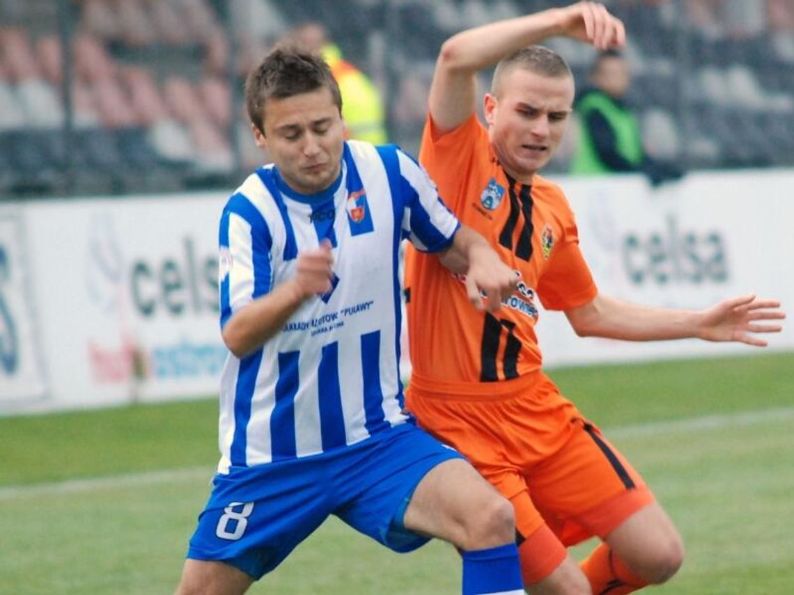 KSZO Ostrowiec – Wisła Puławy 2:0, dziesiąty mecz bez zwycięstwa (wideo)