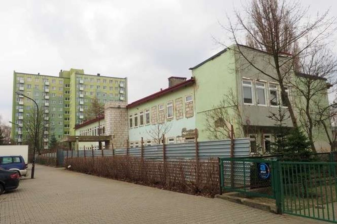 Kto dokończy remont budynku dla szkoły na Czechowie?