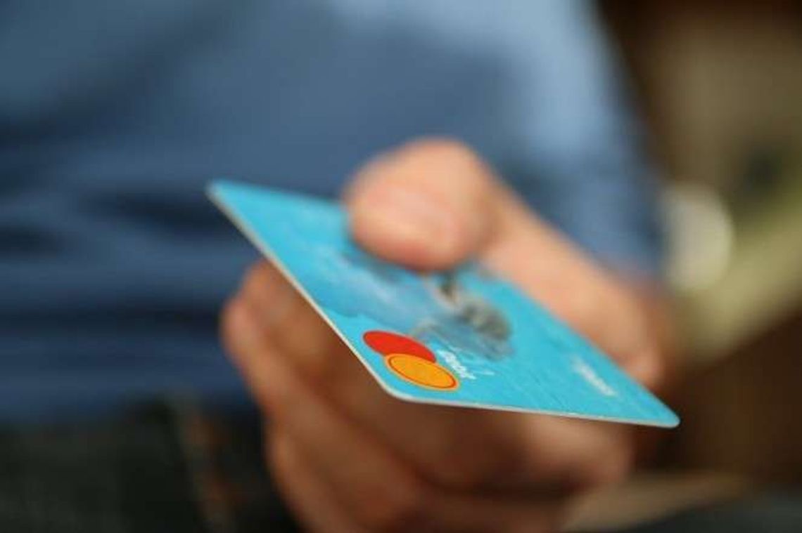Kto i za co płacił służbową kartą Urzędu Miasta? Radny pyta, Ratusz odmawia Kto i za co płacił służbową kartą Urzędu Miasta? Radny pyta, Ratusz odmawia