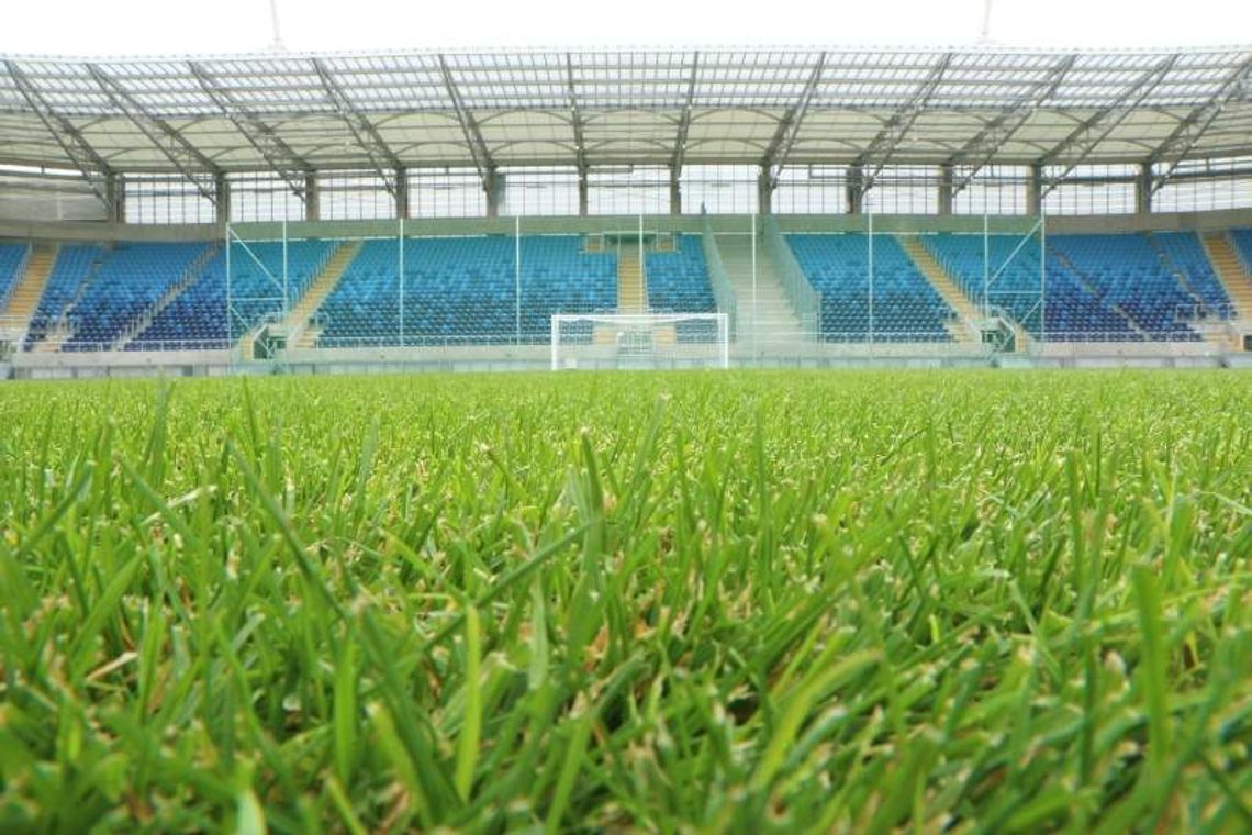 Kto kupi miejsce w nazwie stadionu?