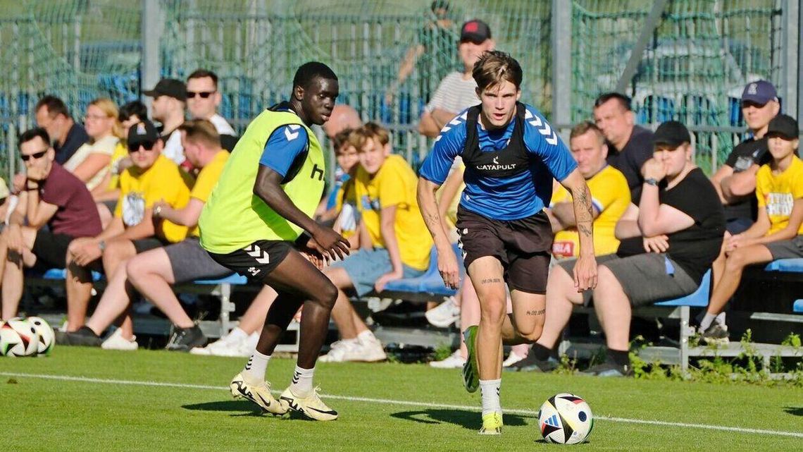 Kto kupił karnet na mecze Motoru, ten w poniedziałek mógł obejrzeć trening beniaminka