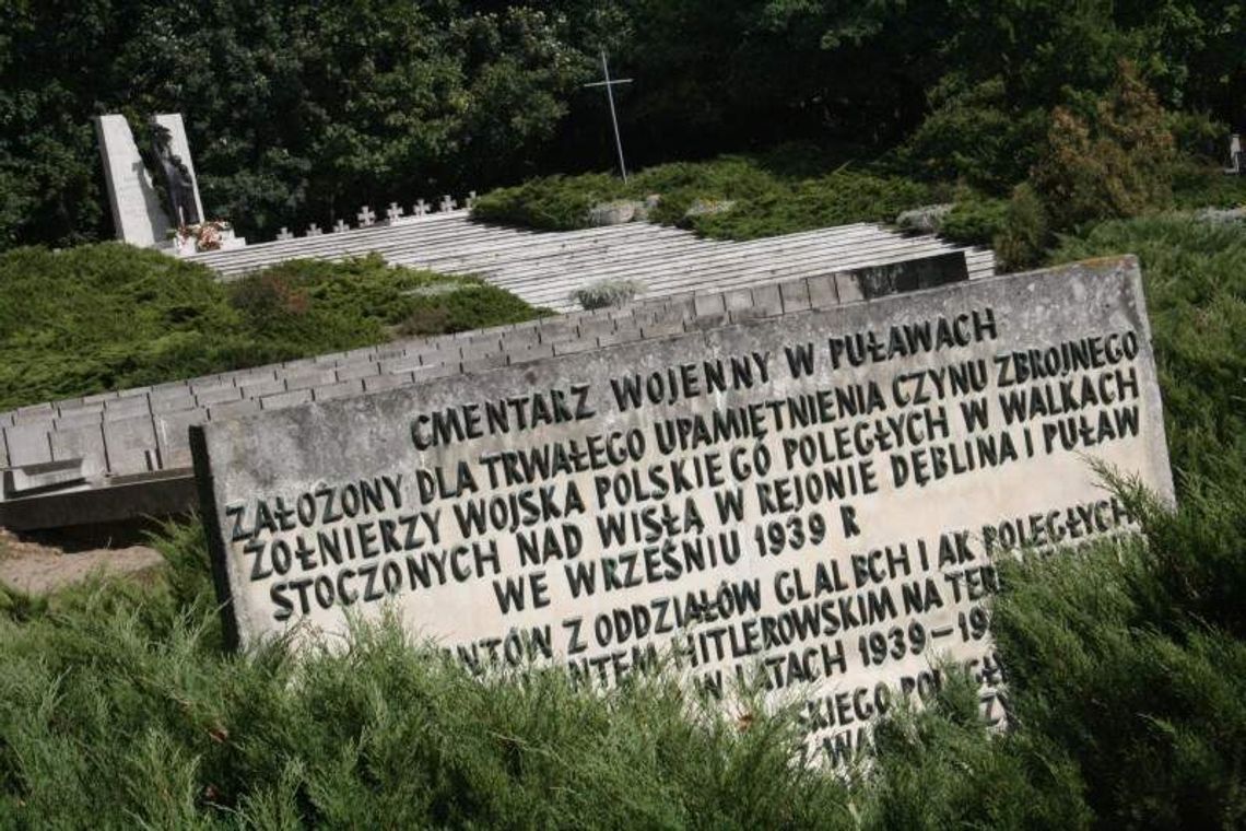 Kto leży w mogile "Polegli za Ojczyznę? Urząd będzie ustalać