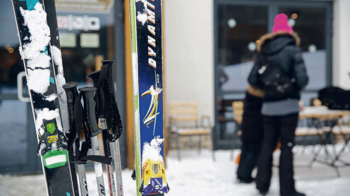 Kto nie zapisał dziecka na zimowy wyjazd, trafił na listę rezerwową. Hitami Zakopane i Włochy Kto nie zapisał dziecka na zimowy wyjazd, trafił na listę rezerwową. Hitami Zakopane i Włochy