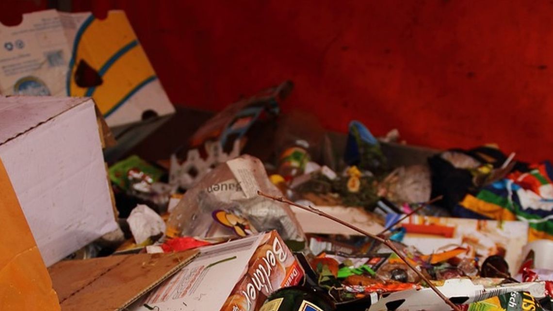 Kto palił śmieci na terenie spółdzielni? Prezes przyjął mandat, ale do winy się nie poczuwa Kto palił śmieci na terenie spółdzielni? Prezes przyjął mandat, ale do winy się nie poczuwa