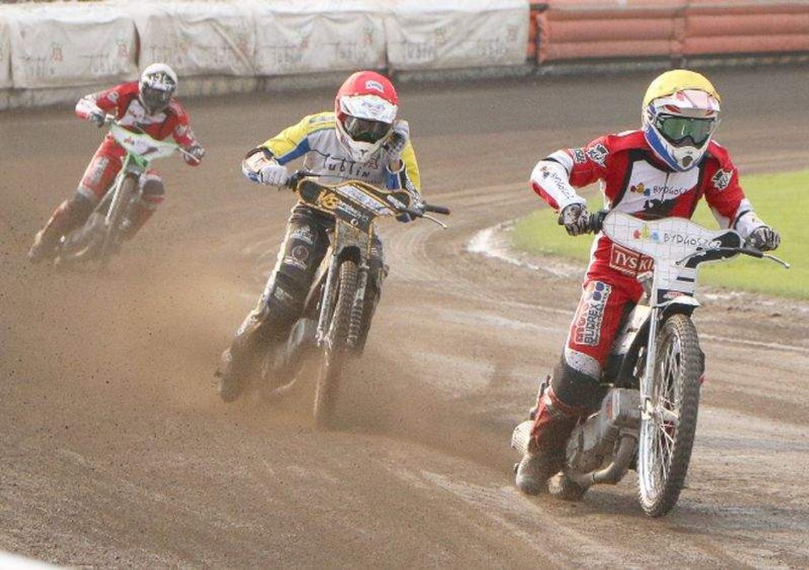 Kto pojedzie w II lidze? Zamieszanie trwa