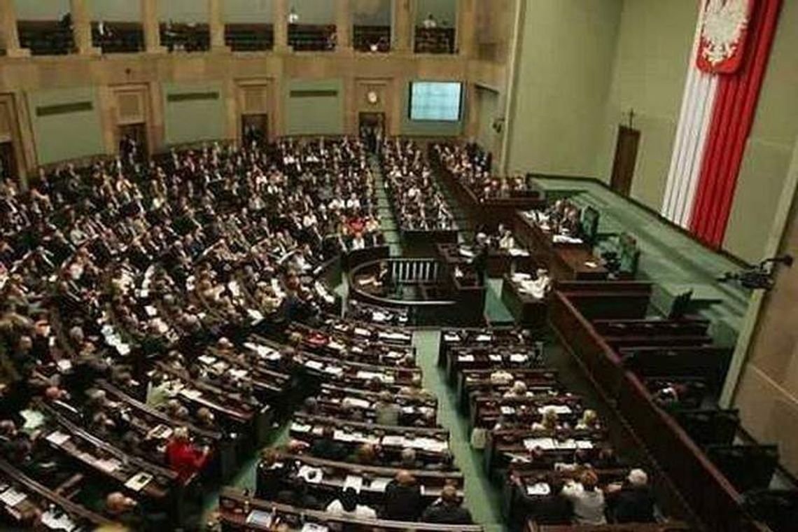 Kto wpłaca pieniądze na partie polityczne? Lista darczyńców z Lublina