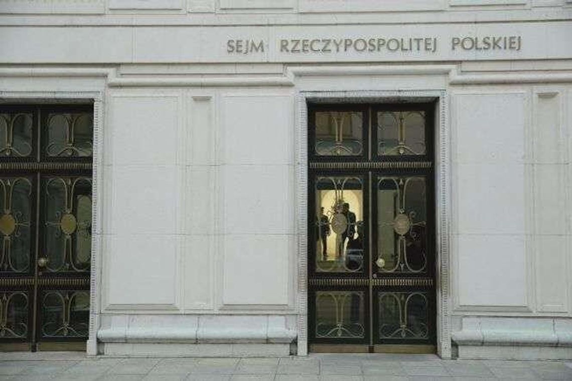 Kto wygra na kryzysie parlamentarnym? Co się wydarzy w Sejmie 11 stycznia?