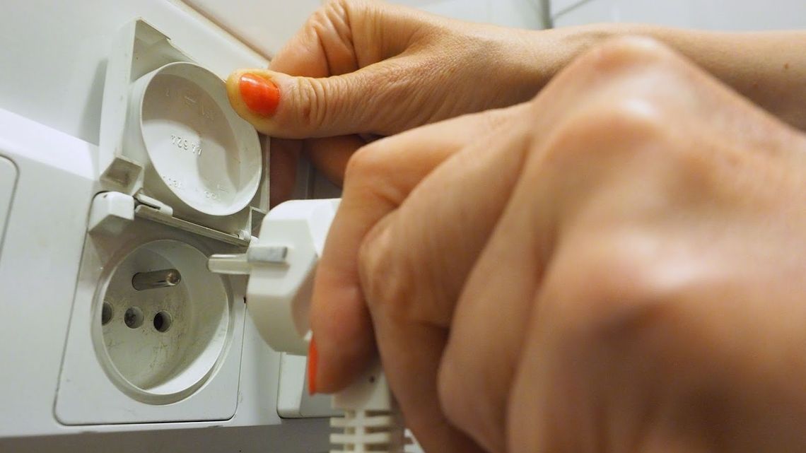 Kto zapłaci więcej za prąd? Rząd ma oddać pieniądze, ale trzeba będzie złożyć wniosek