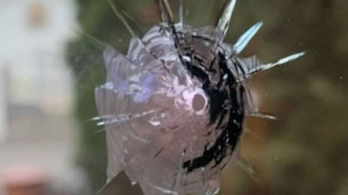 Ktoś strzelał z wiatrówki w dom pod Terespolem. "Nie boję się" Ktoś strzelał z wiatrówki w dom pod Terespolem. "Nie boję się"