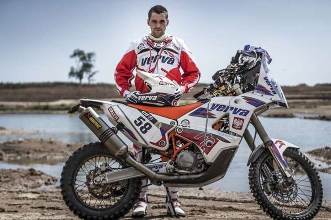 Kuba Piątek pechowo rozpoczął rywalizację w rajdzie Dakarze 2016