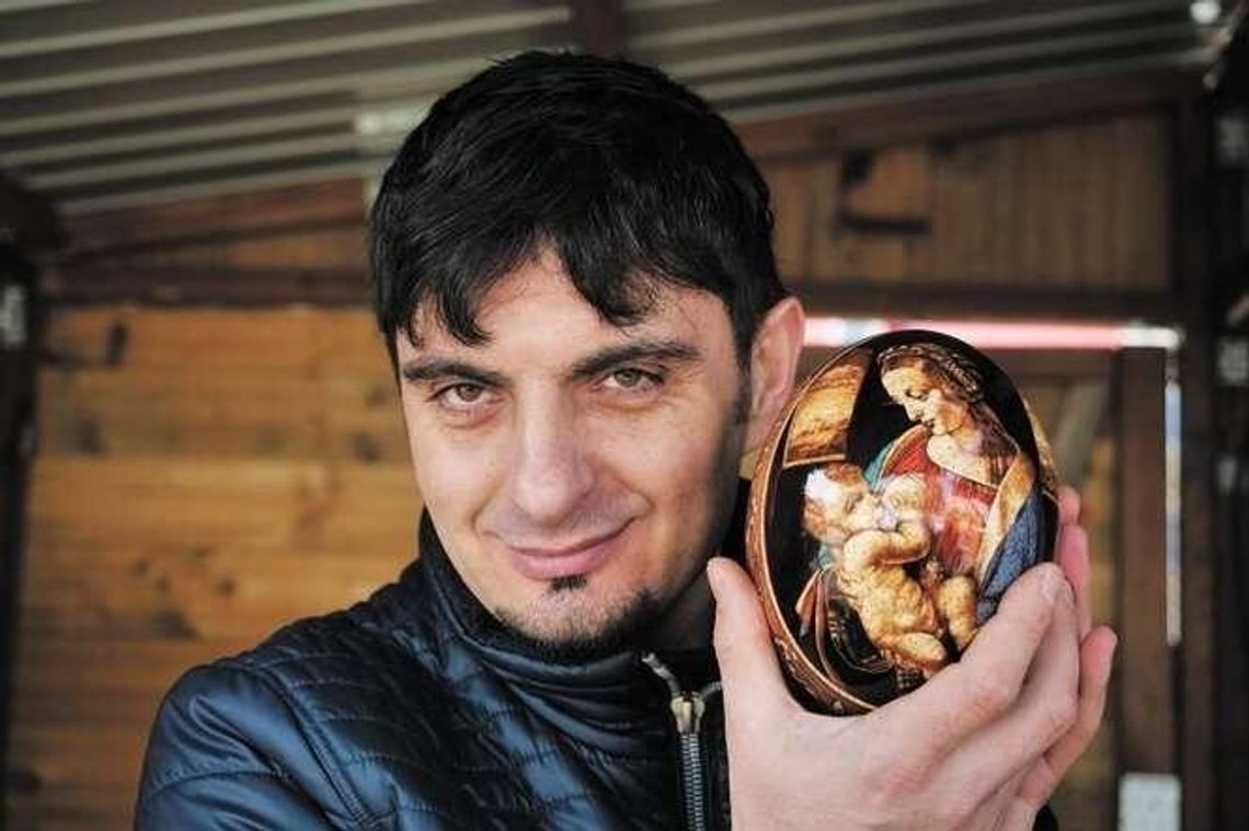 Kucharz, który został artystą. Mariusz Dubiel i jego niesamowite pisanki [zdjęcia]