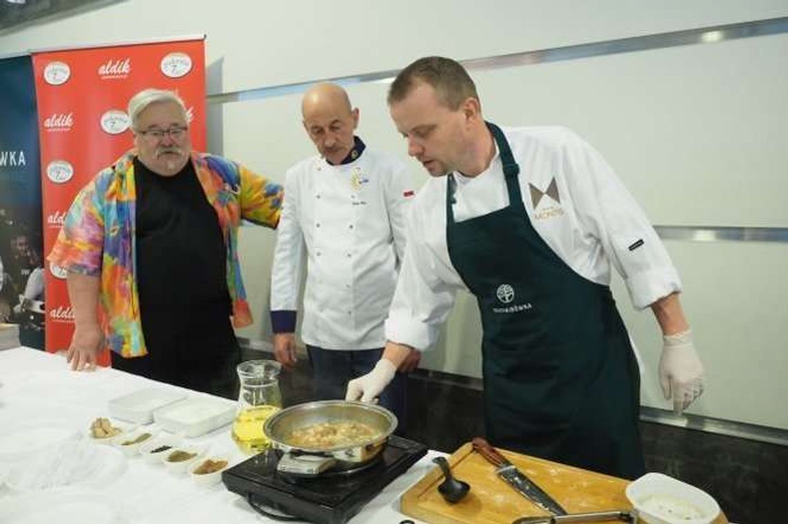 Kuchnia Lubelska na żywo. Gotowali przed supermarketem [zdjęcia]