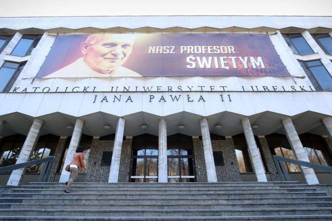 KUL się zadłuża. I daje podwyżki KUL się zadłuża. I daje podwyżki
